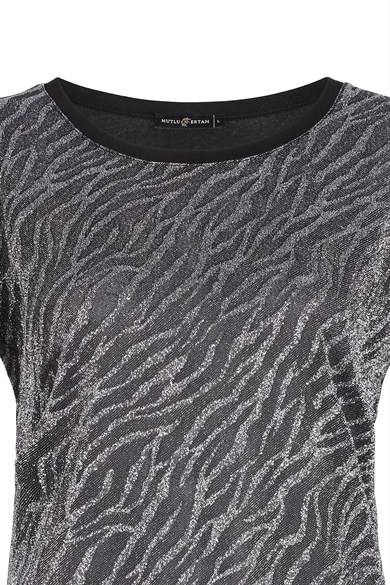 Simli Tiger Desen Kısa Kol Penye Bluz-Siyah-Gümüş